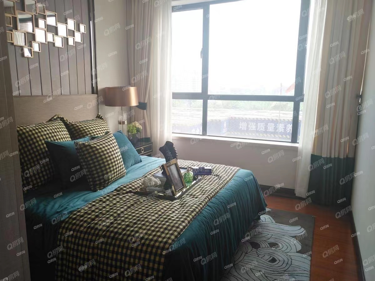 逸駿星園，星光明月花園均價16000元/平