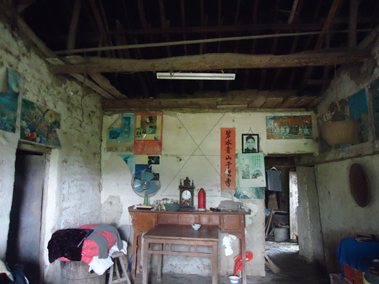 經(jīng)村委會(huì)研究后如補(bǔ)償宅基回遷則都會(huì)補(bǔ)償