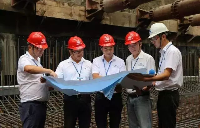 為縣委縣政府及回遷居民交一份滿意的答卷