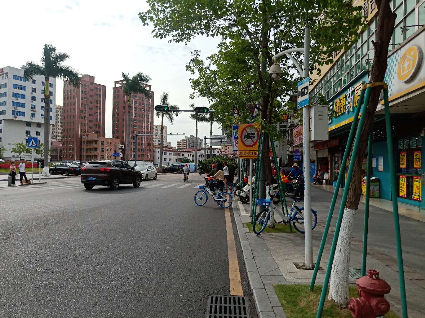 樂居君沿著沙井大街實探了一次金蠔小鎮