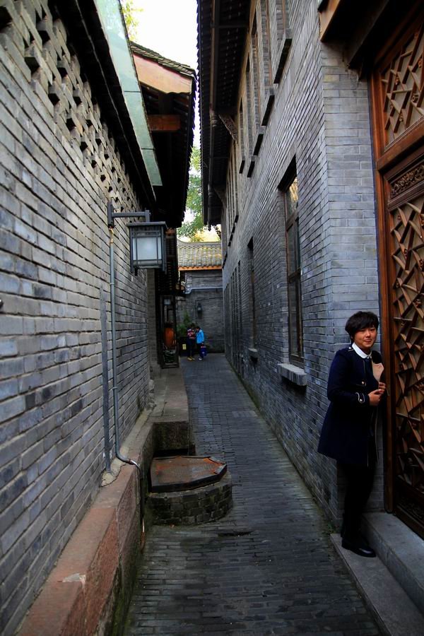 項(xiàng)目的公區(qū)還結(jié)合結(jié)合川西系生活場景