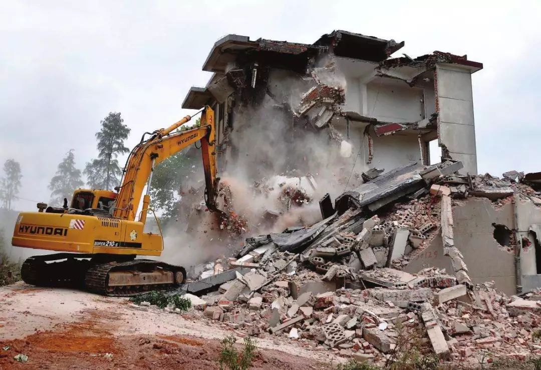 對確實難以實施的危房棚戶區(qū)改造項目