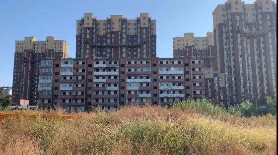 簽訂回遷房買(mǎi)賣協(xié)議時(shí)